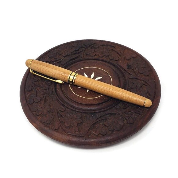 Hand-Carved Round Wooden Trivet w Floral Design White Inlay Vintage Boho Dining - Picture 3 of 9
